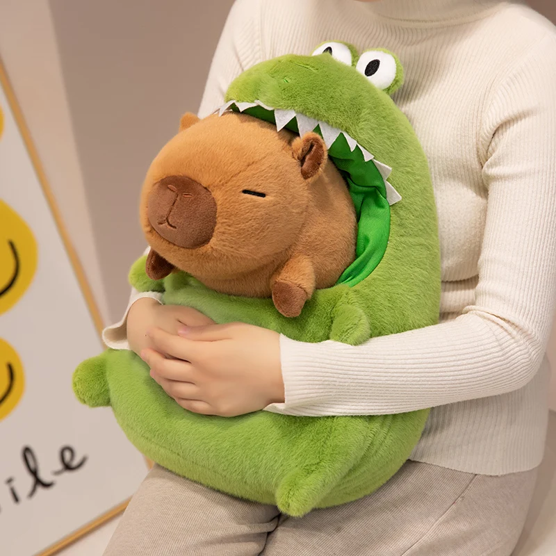 Peluche de Capibara Dentro de Cocodrilo