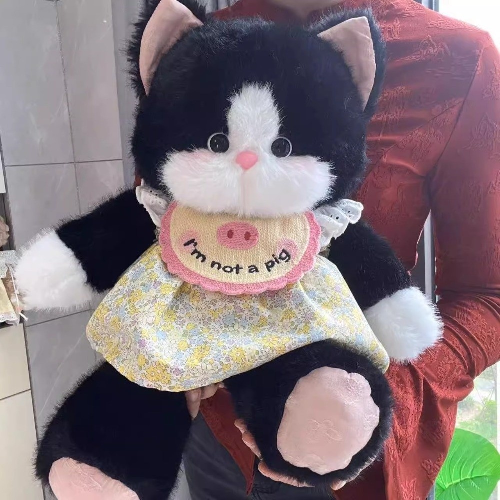 Peluche de Gatita Tuxedo con Vestido — 65cm