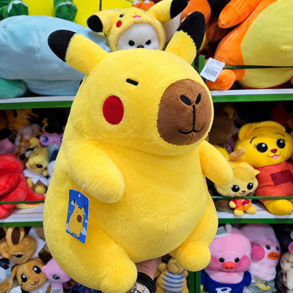 Peluche de Capibara Pikachu Amarillo